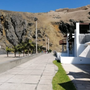 Casa de Playa en Cañete Totoritas