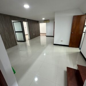 Miraflores Venta de Casa en Condominio de 2 Casas